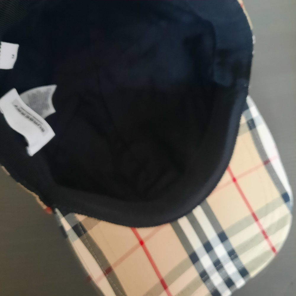 Burberry Unisex Hat - Picture 6 of 6